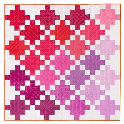 Lo & Behold Stitchery on Instagram: “The new and improved Celtic Crossing 2.0 quilt is now available! 🥳☘️ There are four sizes, instructions for precuts, and multiple ombré…” Strip Piecing, Irish Chain Quilt, Two Color Quilts, Paper Quilt, Quilt Sewing Patterns, Ombre Fashion, Beginner Quilt Patterns, Irish Traditions, Negative Space