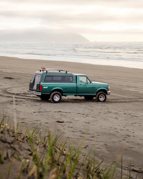 Surf Truck, Camping Truck, Ford Obs, Surf Boy, Obs Ford, Truck Toppers, Truck Bed Camping, Truck Bed Camper, Camper Shells