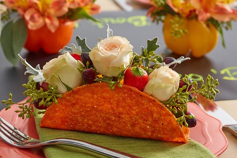 DIY Taco Love Decor Ideas | Taco Flowers – 1800Flowers Petal Talk Taco Flower Arrangement, Montage Floral, Girl Graduation Party, Taco Love, Taco Stand, How To Make Taco, Jello Shot Recipes, Food Gift Baskets, Taco Party