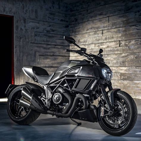 #Ducati Diavel Ducati Diavel Carbon, Moto Ducati, Motorcycle Mirrors, Ducati Diavel, Motorcycle Bike, Super Bikes, Bike Life, Custom Bikes, Ducati