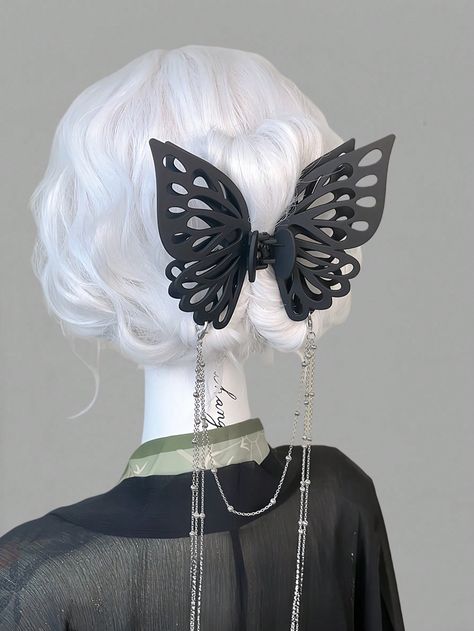 ROMWE Goth 1pc Stylish Punk Exaggerated 3D Butterfly Chain Tassel Hair ClipI discovered amazing products on SHEIN.com, come check them out! Butterfly Chain, Pattern Hair, Gothic Hairstyles, 3d Butterfly, French Hair, Style Punk, Latest Hairstyles, Hair Pin, Hair Accessories For Women