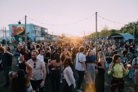 From open-air cinemas and bustling festivals, there are a lot of fun summer events in Rotterdam. Discover the best events from June to September! Opener Festival, Open Air Cinema, Summer Events, 2025 Vision, Fun Summer, Open Air, Rotterdam, Summer Fun, Vision Board