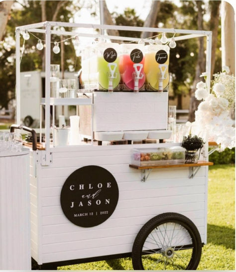 Are you looking to add a touch of sophistication and convenience to your special occasions, parties, or events? Then our Easy DIY Catering Cart is the answer! Created with the aspiring crafter or woodworker in mind, our thoughtfully designed plans make it a breeze to build your very own elegant and functional cart. Picture yourself effortlessly serving mouthwatering hors d'oeuvres or perfectly mixed cocktails on this charming cart. Catering Cart, Diy Cart, Party Rental Ideas, Mobile Bar Cart, Dessert Catering, Bar Mobile, Snack Cart, Deco Champetre, Drink Cart