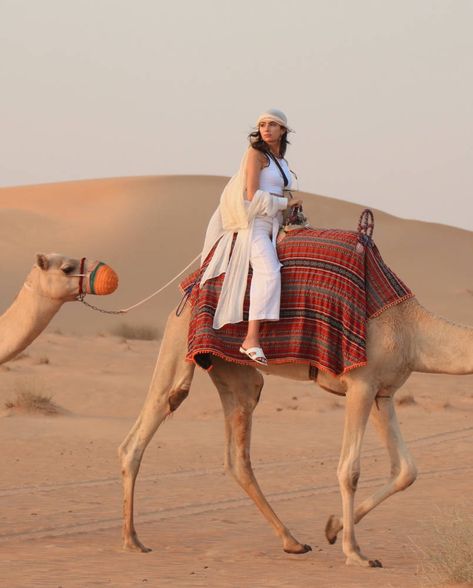 Dessert Safari Outfit Women, Dessert Outfit Women Dubai, Desert Safari Outfit Dubai Women, Dubai Outfits For Women Summer, Dessert Safari Dubai Outfit Women, Dessert Outfit Women, Dessert Safari Dubai, Dubai Safari Outfit, Camel Ride Outfit