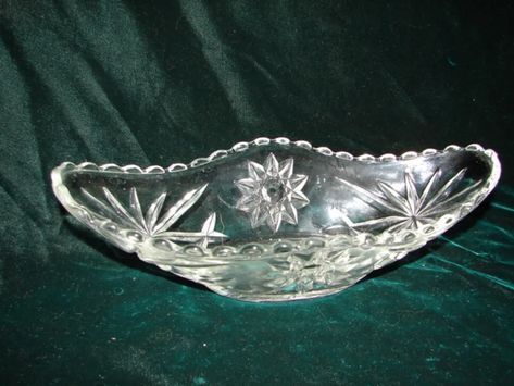 Fire King Pattern Banana Split Bowl Early American Prescut Eapc Star of David | eBay Banana Split Desert, Antique Dishes Collectible, Crystal Glassware Antiques, Vintage Dishes Antiques, Art Deco Color, Vintage Glassware Antiques, Vintage Dishware, Antique Dishes, Vintage Fire King