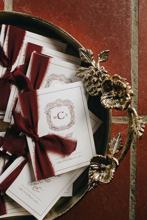 Wedding Deep Red, Dark Red Fall Wedding, Dark Red Wedding Aesthetic, Crimson Wedding Theme, Christmas Wedding Invites, Wine Red Wedding Theme, Red Wedding Stationery, Red Romantic Wedding, Elegant Christmas Wedding Invitations