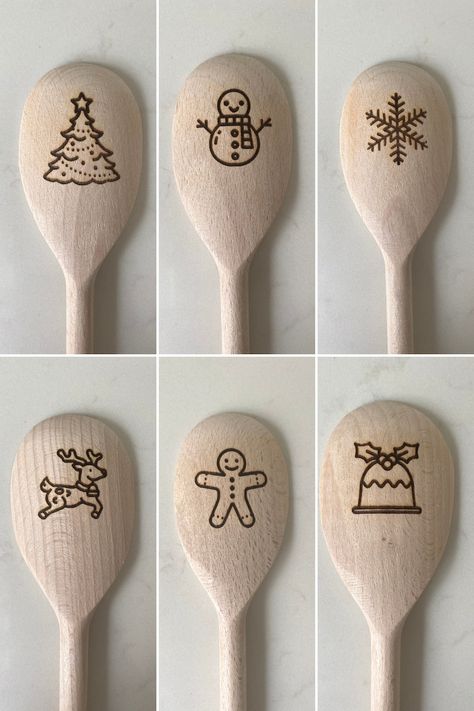 Wood Burning On Wooden Spoons, Woodburn Christmas Gifts, Wood Burning Christmas Gifts, Wood Burning Ideas Christmas, Wood Burning Spoons, Christmas Wood Burning Ideas, Christmas Pyrography, Hanging Quotes, Craft Fair Table