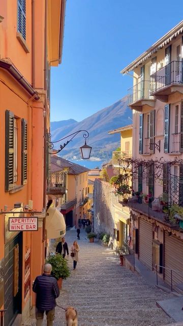 Lake Como Bellagio, Bellagio Italy, Instagram Places, Places In Europe, Dream Travel Destinations, Beautiful Villas, Visit Italy, Gorgeous View, A Perfect Day