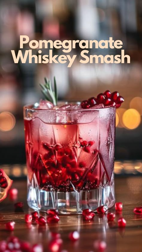 This drink is like a little party in your mouth. You’ve got the bold, warm taste of whiskey, mixed with the sweet and slightly tangy flavor of pomegranate. #PomegranateWhiskeySmash #Cocktail Fig Honey Thyme Prosecco Smash, Whiskey Smash Cocktail, Egyptian Dinner, Pomegranate Drinks Cocktails, Fall Whiskey Cocktails, Pomegranate Cocktail Recipes, Blackberry Whiskey, Pomegranate Cocktail, Pomegranate Drinks