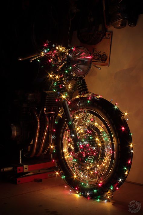 Happy Motorcycle New Year! – Gazzz Garage Christmas Motorcycle, Motorcycle Christmas, Triumph Moto, Utila, New Year Holidays, Triumph Motorcycles, Christmas Wallpaper, Seasons Greetings, You Are Awesome