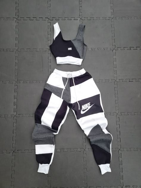 Nike Outfit Women, Nike Jogger, Cute Sweatpants Outfit, Cute Sweatpants, Cute Nike Outfits, Sweatpants Outfit, Cute Lazy Outfits, Cute Nike, Lazy Outfits