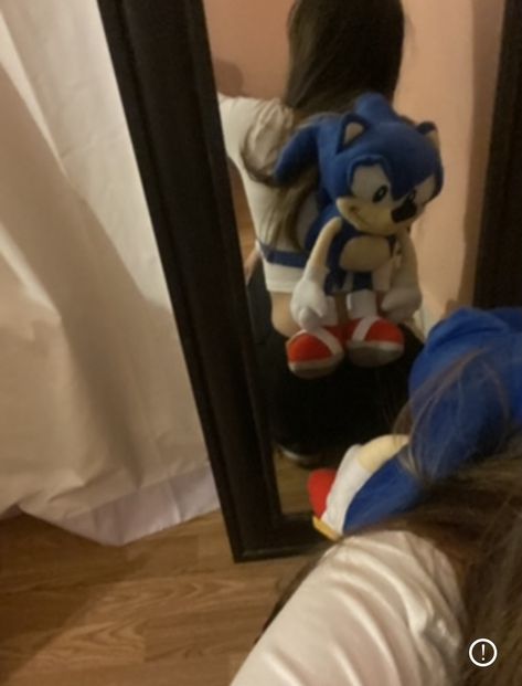 Sonic Plush Backpack, Sonic Plush, Y2k Fits, Aesthetic Backpack, Y2k Girl, Backpack Outfit, Hello Kitty Aesthetic, Relatable Crush Posts, Creative Drawing Prompts