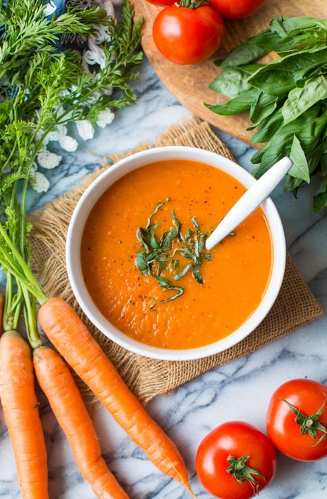 One pot + eight ingredient Carrot Tomato Soup – ready in under 30 minutes! Gluten Free + Low FODMAP + Vegan + Paleo Carrot Tomato Soup, Fodmap Soups, Tomato Carrot Soup, Low Fodmap Soup, Fodmap Soup, Low Fodmap Lunch, Fodmap Lunch, Low Fodmap Vegan, Gluten Free Low Fodmap