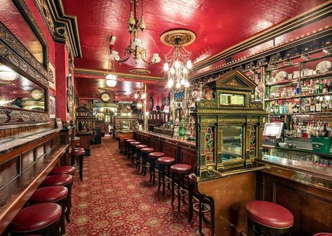 Best Dublin pubs and traditional, non-touristy bars besides Temple Bar Dublin Pub Crawl, Ireland Interior, Pubs In Dublin, Ireland Pubs, Dublin Restaurants, Irish Interior Design, Dublin Pubs, Temple Bar Dublin, Irish Songs