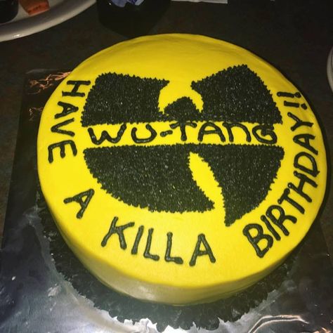 wutang birthday cake Wutang Birthday Party, Chocolate Birthday Cake Decoration, Clam Cakes, Birthday Memes, 36th Birthday, Birthday Ideas For Her, Birthday Cakes For Women, Humor Inappropriate, Cakes For Women