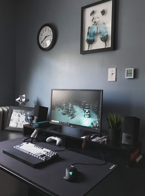 Ultimate Gaming Room, Console Ideas, Games Ps4, Game Setup, Gaming Desk Setup, Best Gaming Setup, Computer Desk Setup, Switch Games, Switch Nintendo