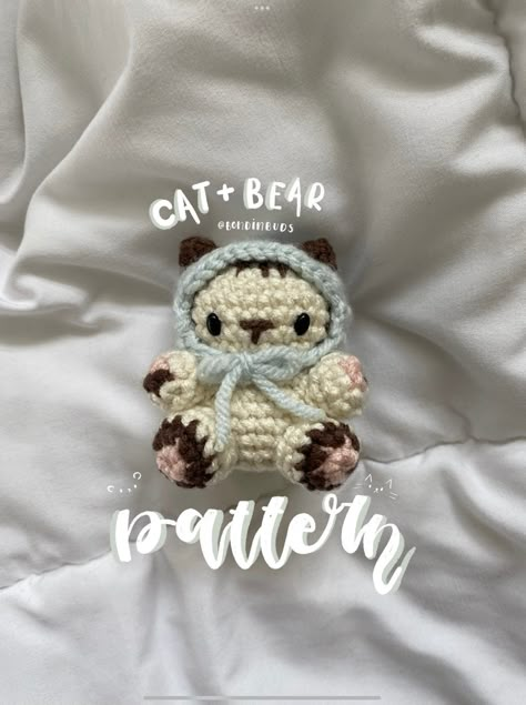 Crochet Projects For Cats, Crochet Ideas Amigurumi, Cute Crochet Accessories, Cat Crochet Pattern Free, Crochet Cat Plush, Cute Cat Crochet, Crochet Gifts For Friends, Crochet Hobby, Amigurumi Teddy Bear