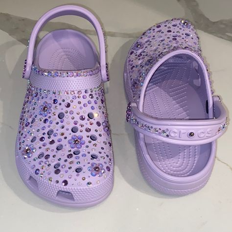 Custom Crocs Designed In Ab Lilac Rhinestones, Ab Clear Rhinestones, Ab Bubble Bath Rhinestones, And Ab Royal Purple Pearls. Glitter Crocs Outfit, Olivia Rodrigo Crocs, Glam Crocs, Bubble Crocs, Decorated Crocs, Lilac Crocs, Crocs Fits, Cute Crocs Shoes, Crocs Diy