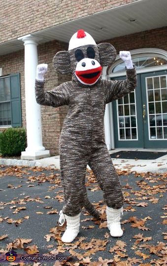 VOTE FOR ME HERE! Sock Monkey - 2013 Halloween Costume Contest via @costumeworks Sock Monkey Halloween Costume, Sock Monkey Costume, Monkey Halloween Costume, Funny Group Halloween Costumes, Halloween Customs, Diy Group Halloween Costumes, Monkey Costume, Couples Costumes Creative, Easy Halloween Costumes For Women