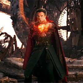 My heart is shredded Doctor Strange Hand Gestures, Doctor Strange Magic Gif, Dr Strange Powers, Dr Strange Gif, Dr Strange Magic, Hypnotic Pattern, Magically Delicious, Doctor Stranger, Stephen Strange