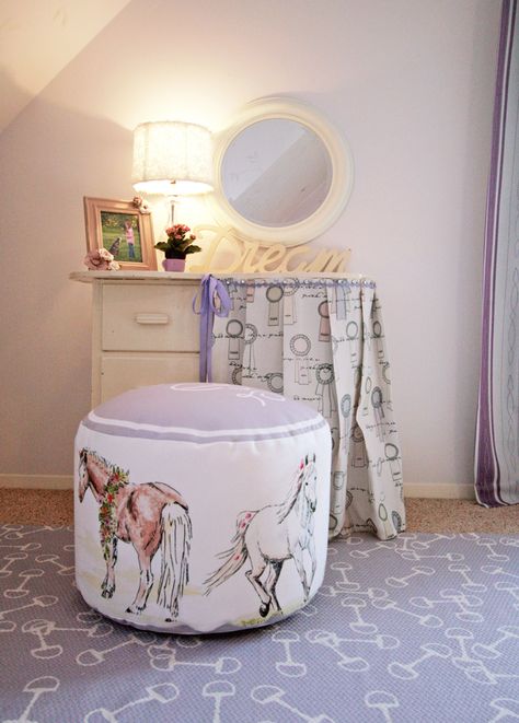 Equestrian Bedroom, Girl Horse Room, Horse Girls Bedroom, Horse Room Decor, Diy Room Decor For Girls, Horse Themed Bedrooms, Bedroom Makeover Before And After, Horse Bedroom, Horse Room