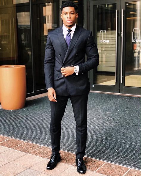 Caesar Chukwuma, Elegance Style, Man Up, Mens Casual Outfits, Mens Casual, Going Crazy, Elegant Fashion, Single Breasted, Double Breasted