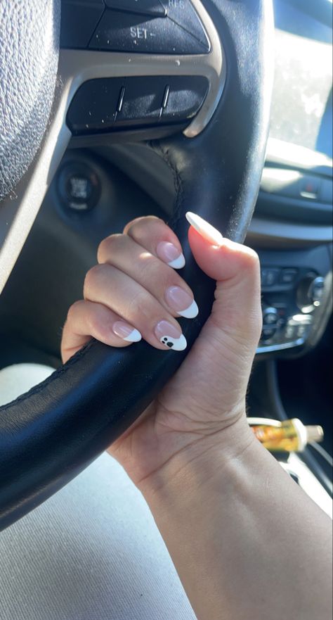 French Tip With Ghost Nails, White French Tip Ghost Nails, White French Tip Nails Halloween, White Halloween Nails Short, French Nails With Ghost, Ghost Square Nails, White French Tip With Ghost, Nail Inspiration Halloween, October French Tip Nails