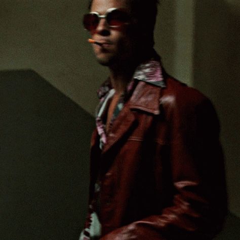 Brad Pitt Pfp, Tyler Durden Pfp, Brad Pitt Gif, Pfp Gifs, Gif Icons, Pfp Gif, Fyodor Dostoevsky, Райан Гослинг, Tyler Durden