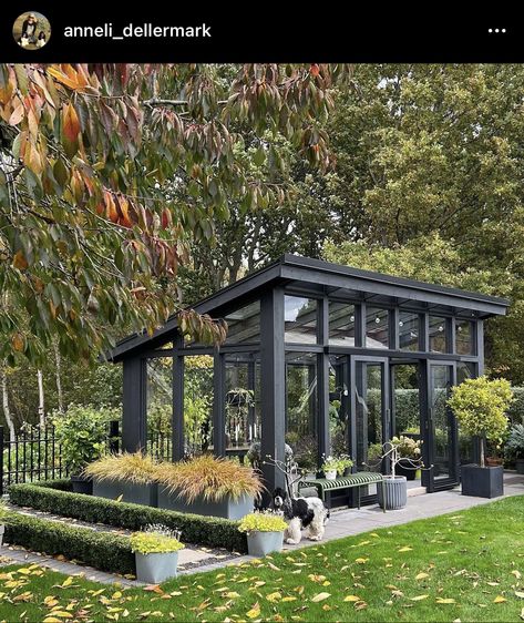 Flat Roof Greenhouse, Pergola Greenhouse, Contemporary Greenhouses, Small House Renovation, Modern Greenhouses, Mountain Dream Homes, Small Patio Garden, Home Greenhouse, Backyard Greenhouse