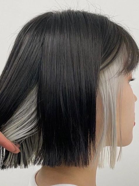 Korean Secret Two-Tone Hair (Ear-Highlighting) Shalt Hairstyle, Inner Hair Color, Undercolor Hair Ideas, Bob Hairstyle Ideas, Colors Korean, Toned Hair, Korean Hairstyles, Two Toned Hair, Korean Hair Color