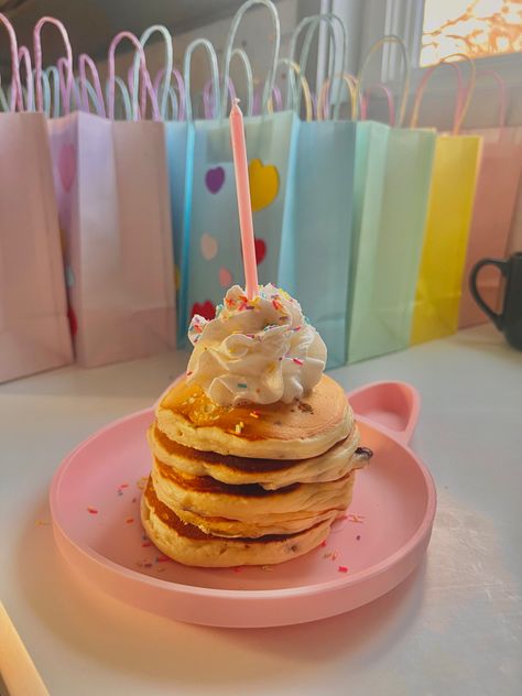 1st Birthday Morning Ideas, First Birthday Morning Ideas Wake Up, First Birthday Morning, Pancake Smash Cake, Pancake Tower, 1st Birthday Smash Cake, Birthday Pancakes, Pancakes For One, Donut Tower