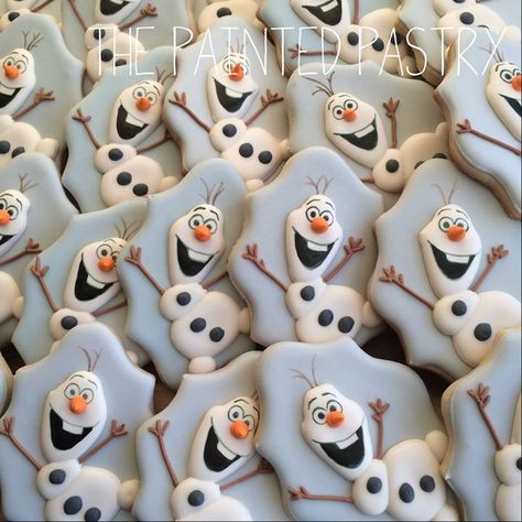 Olaf cookies Frozen Cookies Disney, Olaf Cookies, Superhero Cookies, Frozen Birthday Party Decorations, Second Birthday Cakes, My 30th Birthday, Frozen Snow, Disney Cookies, Cookie Hacks