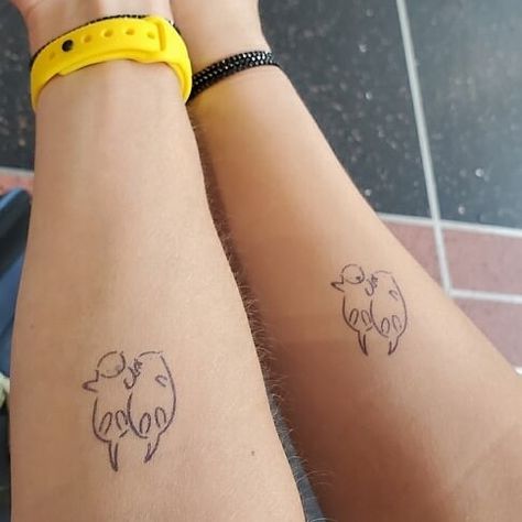 Tattoo Ily, Siblings Tattoos, Otter Tattoo, Seal Tattoo, Sloth Tattoo, Maching Tattoos, Sibling Tattoos, Sweet Tattoos, Bff Tattoos