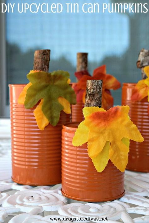 Don't throw out your empty tin cans from dinner. Rinse them, pull off the labels, and use them in this upcycle craft to make adorable pumpkins for fall. They'll go perfectly with your rustic or farmhouse fall decor. There's a good chance that you have all the items you need for this craft at home, so it's definitely something to save for a rainy fall weekend when you're looking for an activity for the family to do together. Painted Tin Cans, Up Pumpkin, Tin Can Crafts, Craft Stash, Tin Cans, Fall Halloween Crafts, Farmhouse Fall Decor, Fall Crafts Diy, Diy Pumpkin