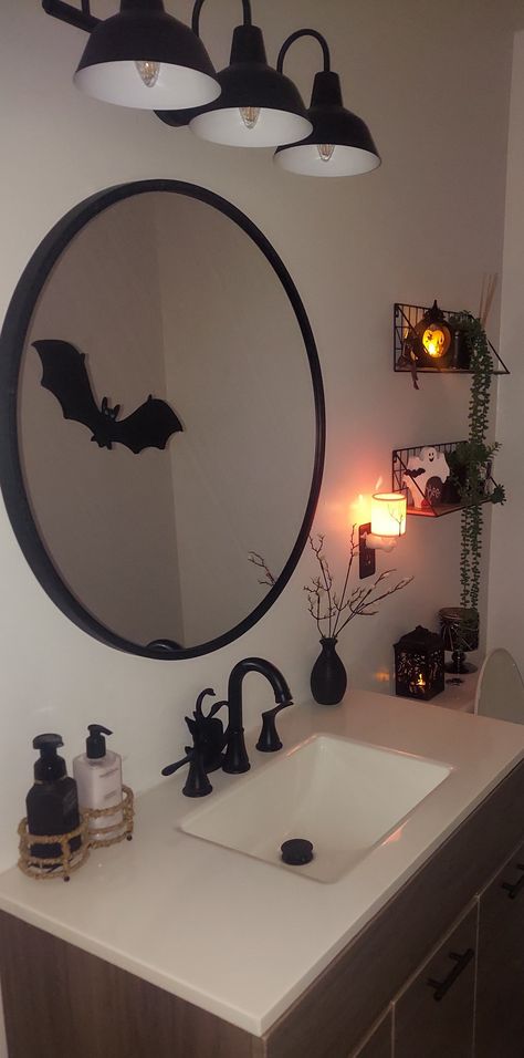 Halloween bathroom decor Halloween Bathroom Aesthetic, Halloween Themed Bathroom, Bathroom Decor Halloween, Halloween Bathroom Decor Ideas, Apartment Basics, Halloween Decorations Bathroom, Goth Bathroom Ideas, Halloween Bathroom Ideas, Halloween Decor Bathroom