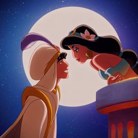 Disney Love Scenes, Disney Couples Dancing, Disney Relationships Couples, Iconic Couples Cartoons, Couple Cartoon Characters Disney, Iconic Couples In Movies Cartoon, Disney Characters In Love, Couples In Cartoons, Famous Couples In Movies