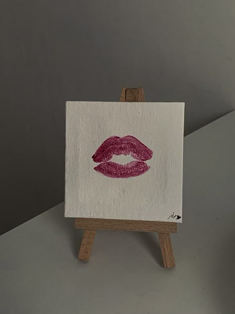 Tiny Paintings Ideas Easy, Mini Canvas Art For Boyfriend, Painting Gift Ideas, متحف فني, Mini Toile, Creative Gifts For Boyfriend, Cute Couple Gifts, Easy Canvas Art