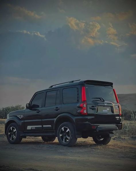 Scorpio Black Car, Fortuner Toyota Wallpapers Hd Black, Scorpio Car, Jeep Images, Black Scorpio, Jeep Photos, Shoe Wall, Wallpaper Photo Gallery, Pink Background Images