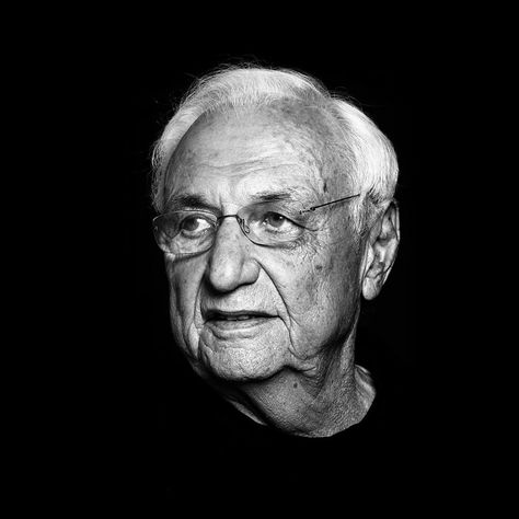 GoAltaCA | The Museum of California Design to Present Frank Gehry with its 2015 Henry Award Frank Gehry Portrait, Frank Gehry House, Frank Gehry Architecture, Gehry Architecture, Santiago Calatrava Architecture, Daniel Libeskind, Walt Disney Concert Hall, Pritzker Prize, Prize Winning