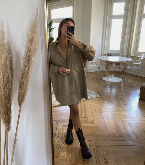 Poplin Shirt Outfit, Boyfriend Shirt Outfits, Aylin Koenig, Oversized Shirt Outfit, Causual Outfits, Mode Inspo, Tshirt Outfits, Mode Inspiration, Looks Vintage