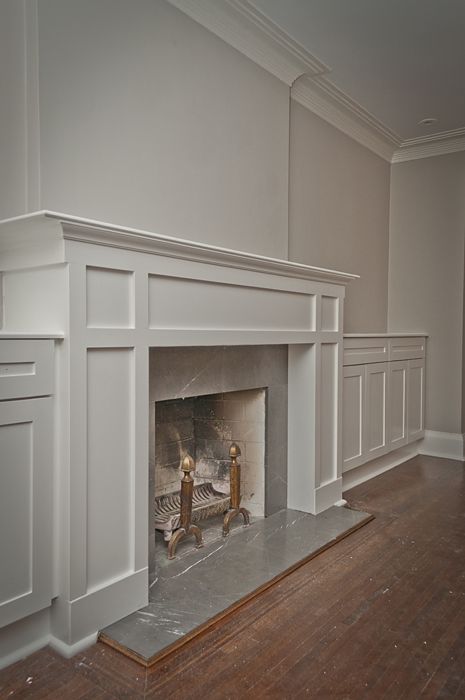 Toronto Home Renovation GTA Home Improvement Richmond Hill Markham Vaughan Thornhill Aurora Handyman: Living Room Craftsman Family Room, Fireplace Mantle Designs, Craftsman Fireplace, Traditional Family Room, Mantel Design, Fireplace Built Ins, Family Room Fireplace, Homes Interior, Traditional Fireplace