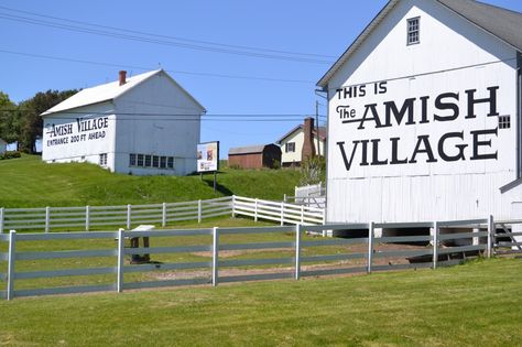 Located right outside of Strasburg, The Amish Village is a great learning experience for adults and kids alike. The family and I were fortunate enough to visit The Amish Village, and the kids haven’t stopped talking about it. Amish Village, Ronks PA, #VisitLancaster Amish Village, Cross Country Road Trip, Lancaster County, Amish Country, Road Trip Essentials, Travel Diy, Simple Life, Travel Around The World, Lancaster