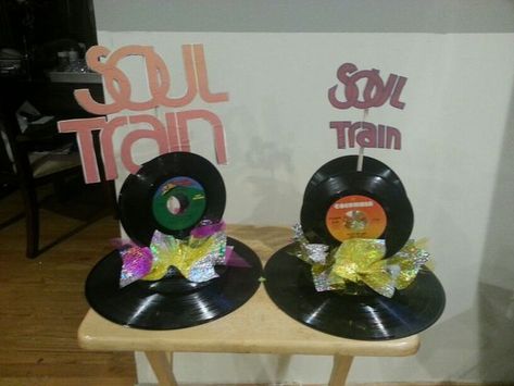 Soul Train Centerpieces, Soul Train Party Centerpieces, Soul Train Themed Party Centerpieces, Album Centerpieces, 70s Centerpieces, Soul Train Party Ideas, 70s Soul Train, 70s Bday Party, Soul Train Party Decorations