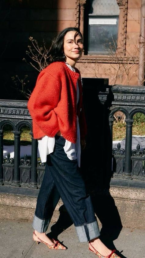 Beauty Uniforms, Red Sweater, 2025 Fashion, Fall Winter 2024, Autumn Outfits, 가을 패션, Fashion 2024, Autumn Outfit, Fall Winter Style