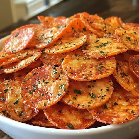 Pepperoni and Cheese Crisps – PHUIIS BLOG Pepperoni And Cheese Crisps, Cheese Pepperoni Chips, Pepperoni Snacks, Pepperoni Crisps, Pepperoni Chips, Pepperoni And Cheese, Dinner Party Starters, Butter Cake Cookies, Bruschetta Chicken Pasta