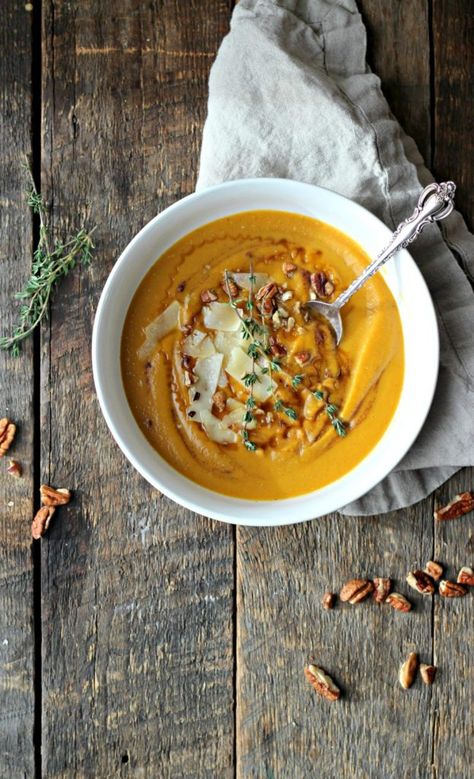 Roasted Root Vegetable Soup, Winter Root Vegetables, Winter Vegetable Soup, Root Vegetable Soup, Winter Vegetable, Pureed Soup, Roasted Root Vegetables, Root Vegetable, Winter Vegetables