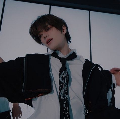 Beomgyu Devil By The Window, Devil By The Window Txt, Txt Concert, Concert Fit, Concert Fits, The Window, Cute Drawings, Art Ideas, Favorite Character