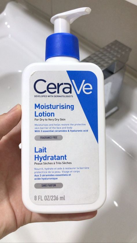 Cera Ve Aesthetic, Cerave Skincare Routine, Moisturizer Aesthetic, Cerave Skin Care, Lotion Cerave, Skincare Cerave, Cera Ve, Cerave Products, Cerave Moisturizer