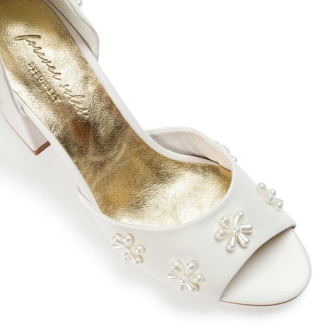 Bridal Shower Shoes, Stretch Leather Shoes, Flower Wedding Shoes, Best Bridal Shoes, Pearl Wedding Shoes, Bridal Shoes Low Heel, Pearl Shoes, Shower Shoes, Flower Shoes