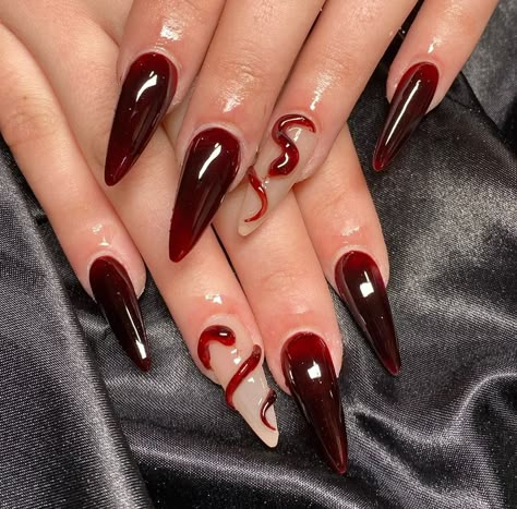 Vampy Nails, Snake Nail, Cozy Colors, Halloween Acrylic Nails, Asian Nails, Winter Nail Ideas, Punk Nails, Fall Nail Ideas, Blush Nails